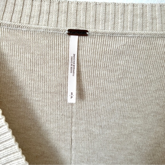 Free People Oversized Cream Sweater Midi Dress with Balloon Sleeves - Picture 3 of 11